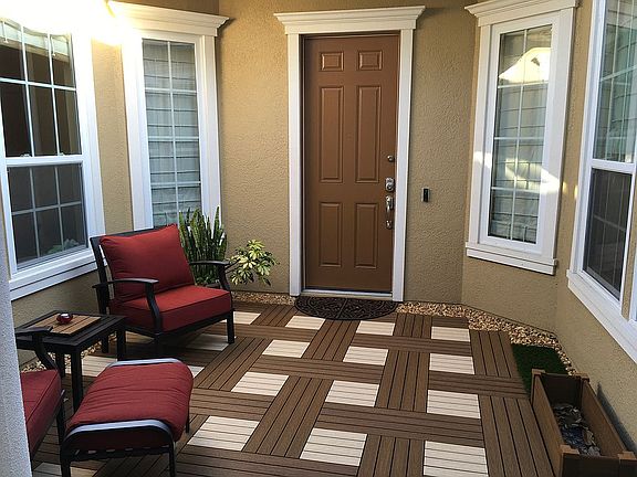 Private outdoor Courtyard