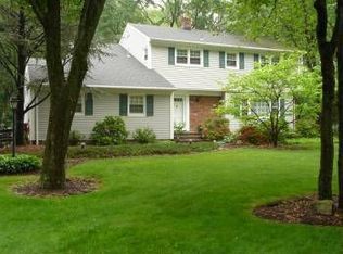 12 Morgantine Rd, Roseland, NJ 07068