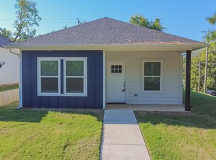 1230 W Owings St, Denison, TX 75020