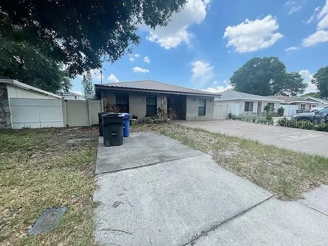 3804 W Hamilton Ave — Photo 4