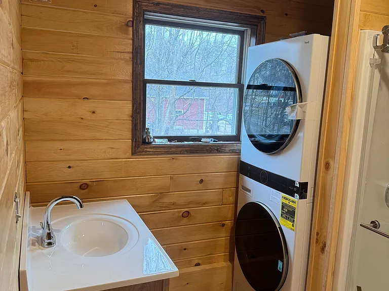 657 Maine Ave #4 — Photo 9