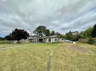 830 E Elm Ave, La Center, WA 98629