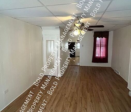 5th image of 512 Maple St