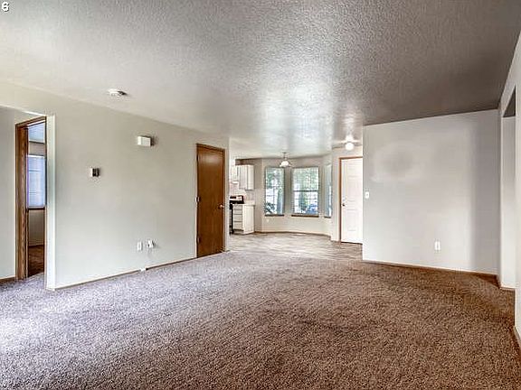 3rd image of 4506 NE 130th Ave