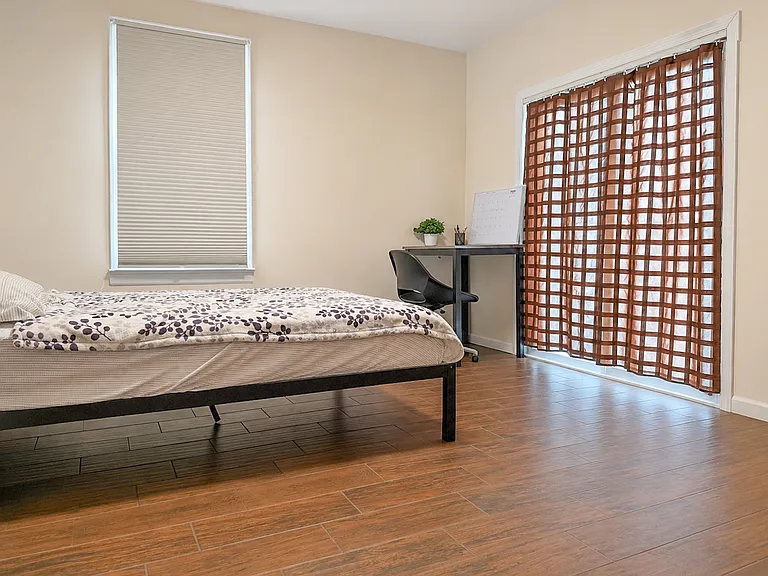 Bedroom #1