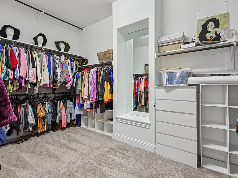 1656 Pegasus Dr — Photo 37