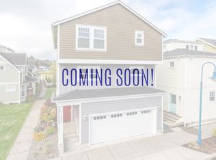 275 29th St, Astoria, OR 97103