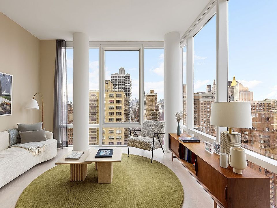 1st image of 501 3rd Ave #29D