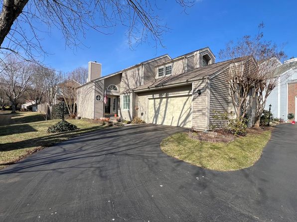 6018 Good Lion Ct, Alexandria, VA 22315