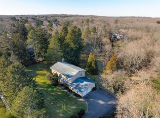 395 Stillwell Ln, Syosset, NY 11791