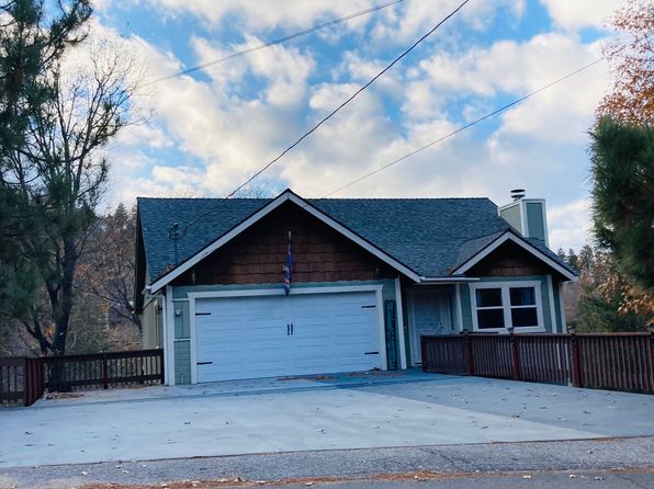 1302 Calgary Dr