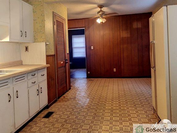 2nd image of 5313 Terrace Ave