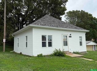 201 Webster St, Sidney, IA 51652
