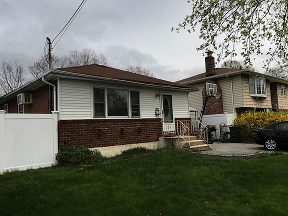 2nd image of 175 N Albany Ave