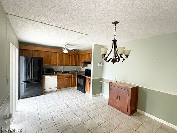 3rd image of 5201 Cedarbend Dr APT 2