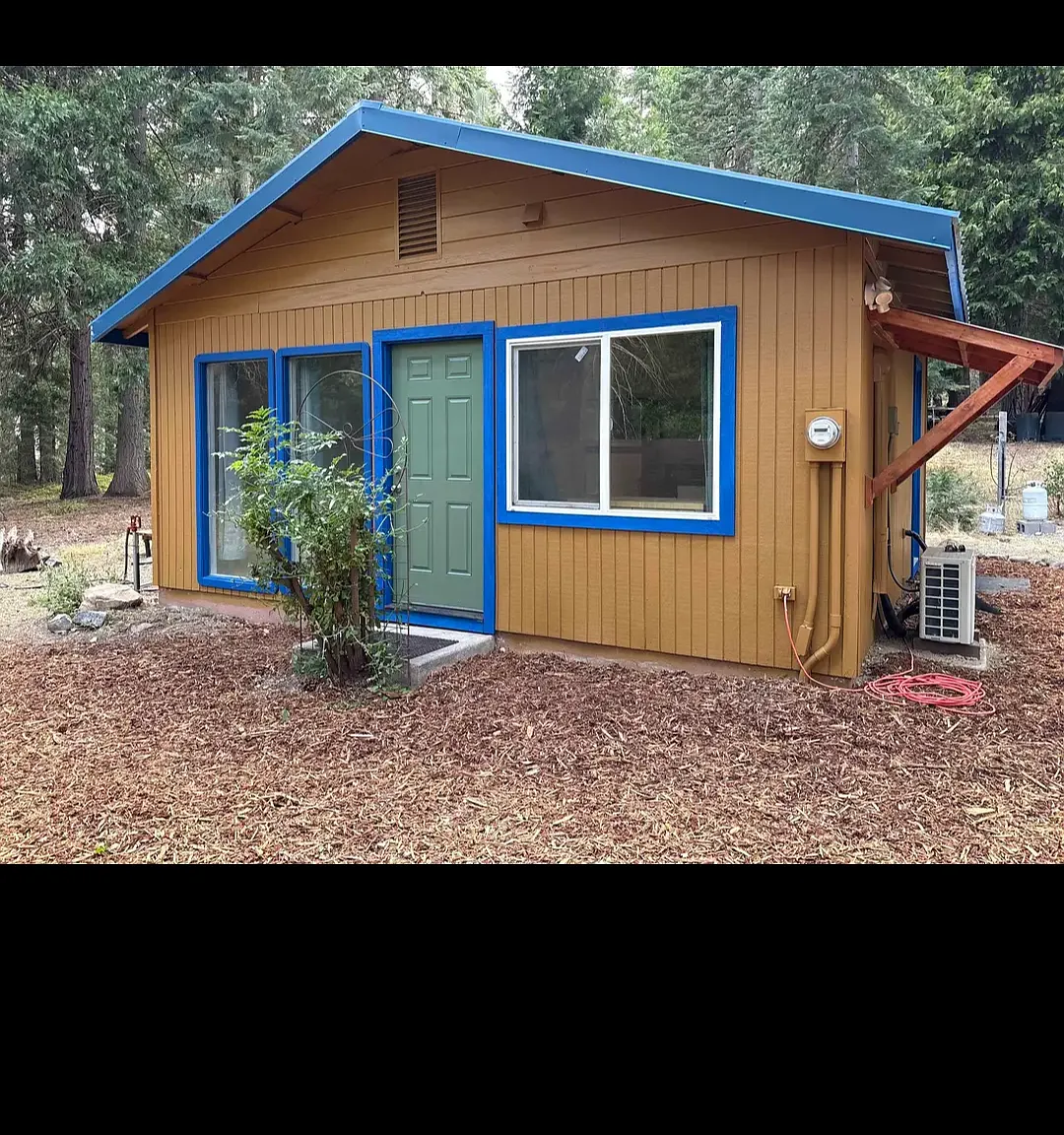 Ponderosa Dr, Weed — Photo 1