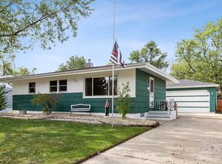 57 Indianwood Dr, Thornton, IL 60476