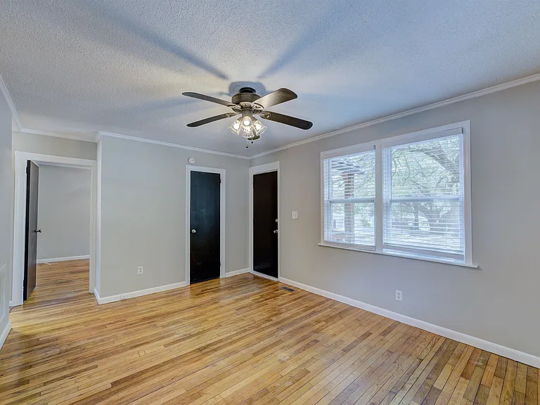 3819 Prentice Ave — Photo 8