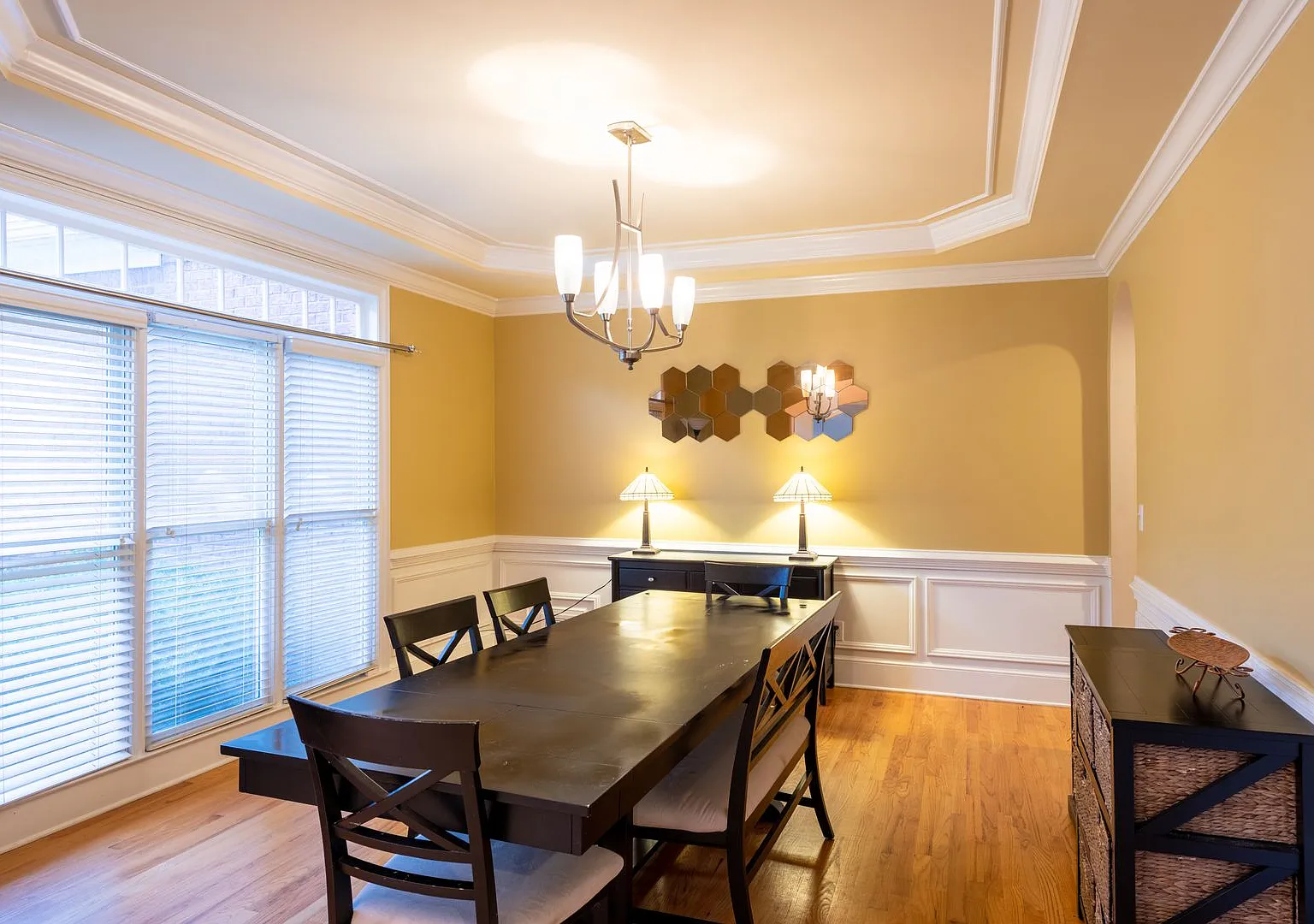 Beautiful, Executive Home in East Cobb Community! — Photo 3