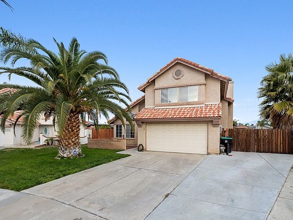 5th image of 1090 Gloria Dr