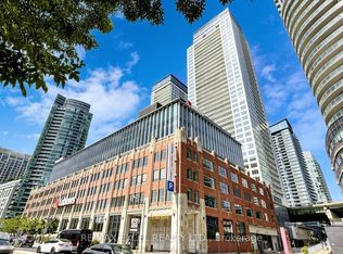 17 Bathurst St #4002, Toronto, ON M5V 0N1