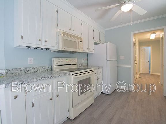 5th image of 1316 Middle Rd