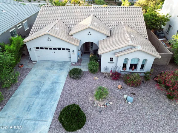 1412 E PARKVIEW Drive, Gilbert, AZ 85295