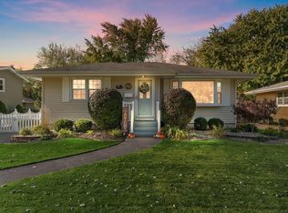 26 Timrick Dr, Munster, IN 46321