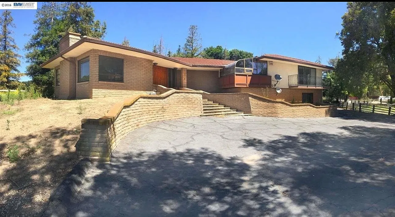 41660 Vargas Rd photo 1