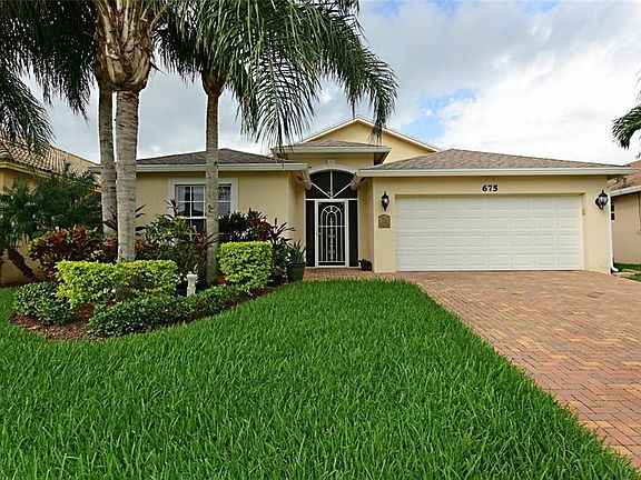 2nd image of 675 Honeybell Ct SW