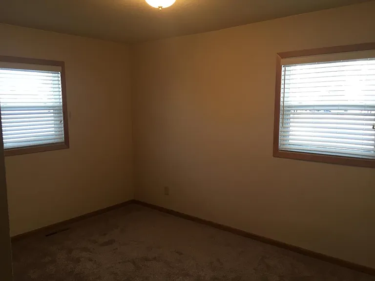 Bedroom #1 (upstairs) - (13' x 10')