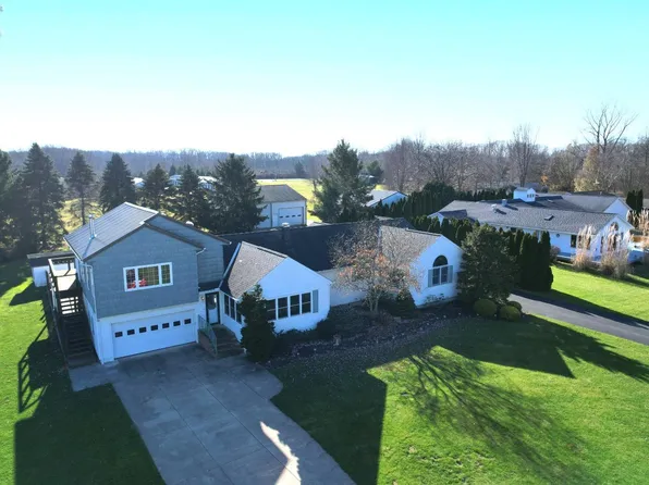 2514 W Old Lake Rd, Huron, OH 44839