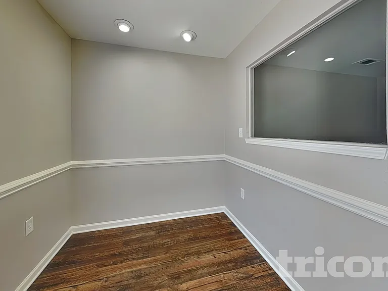 5251 Grays Ridge Dr — Photo 22