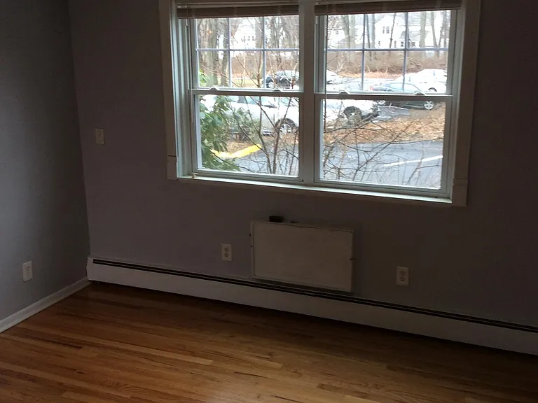 24 Woodward Ave #23 — Photo 10