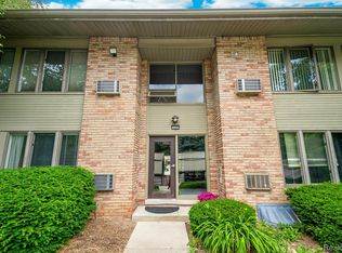 340 Concord Pl APT 1, Bloomfield Hills, MI 48304