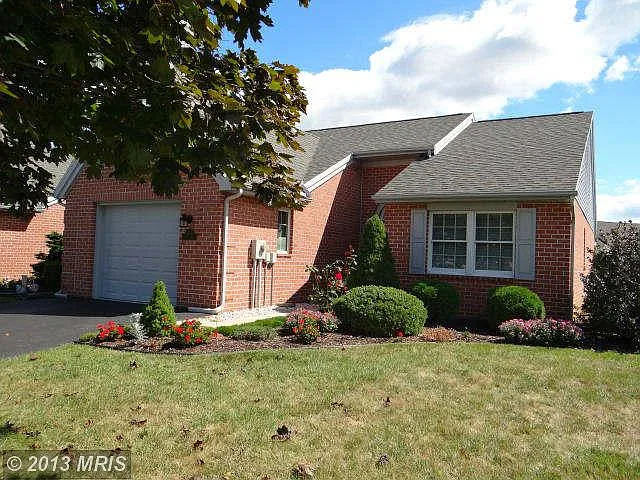 1060 Orchard Dr photo 1