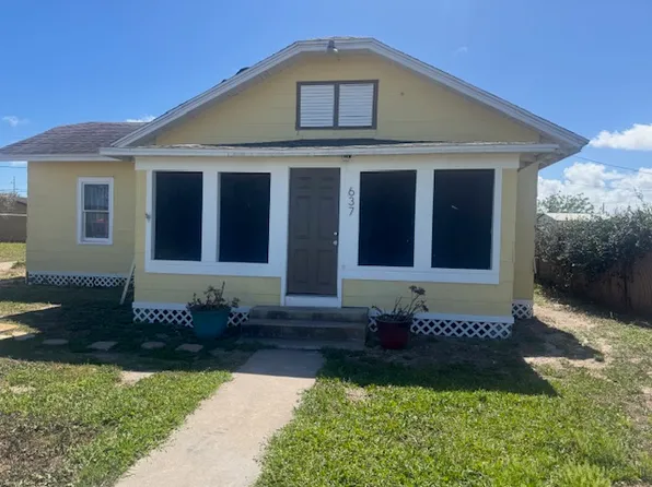 637 Skipper Ln, Corpus Christi, TX 78418