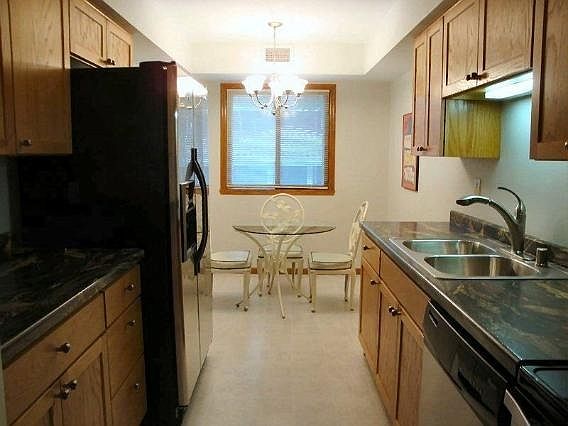 4th image of 7234 N Green Bay Ave Unit 204