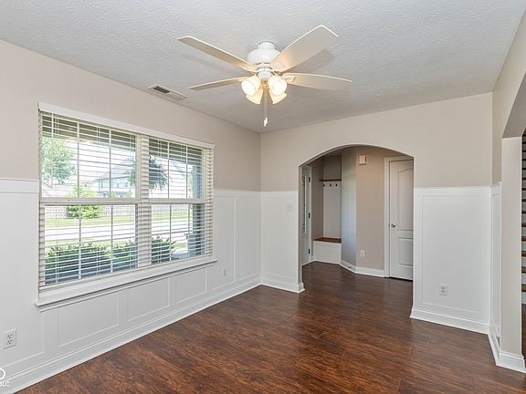 5th image of 1117 Foxtail Dr