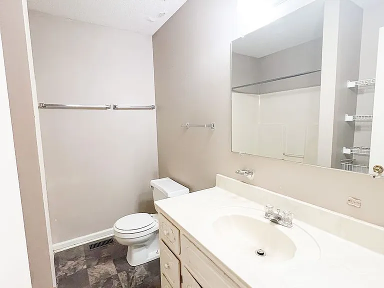 1511 W Knollwood Cir — Photo 6