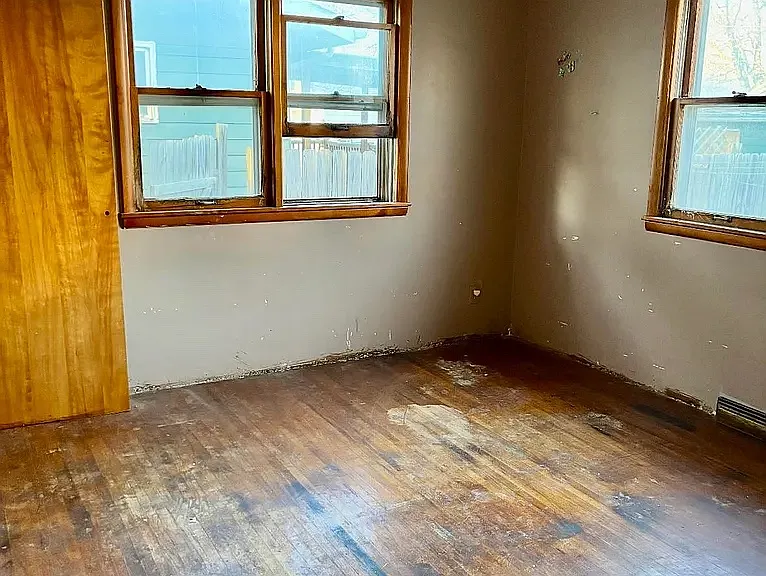 810 N C St — Photo 14