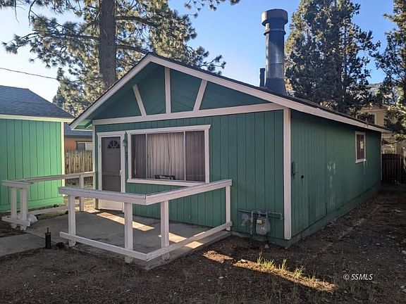 2nd image of 427 Elysian Blvd