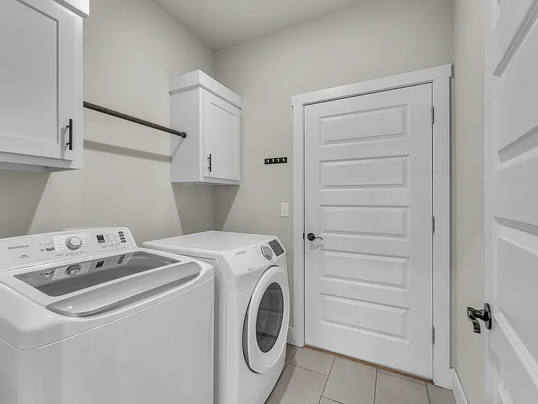 4202 Plumley Ave — Photo 17