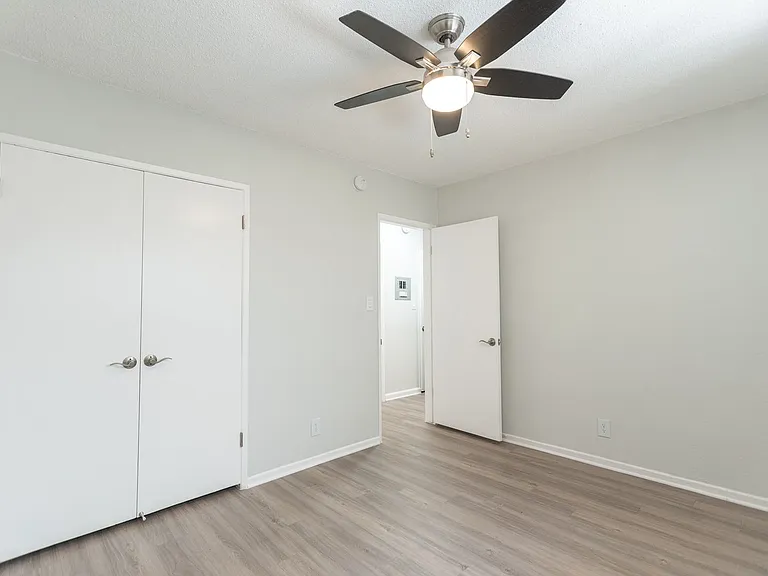 12323 Texas Ave — Photo 31