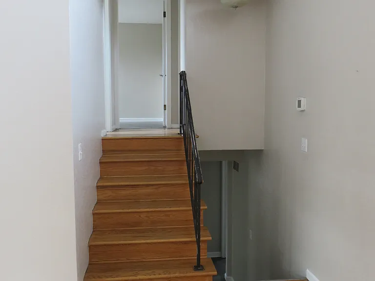 3209 Troy St — Photo 6