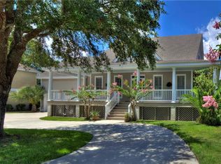 2008 Sea Palms West Dr, Saint Simons Island, GA 31522