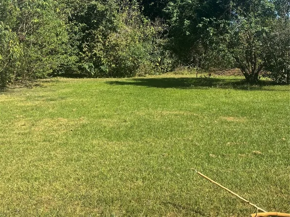 9233 Noel St, Houston, TX 77033