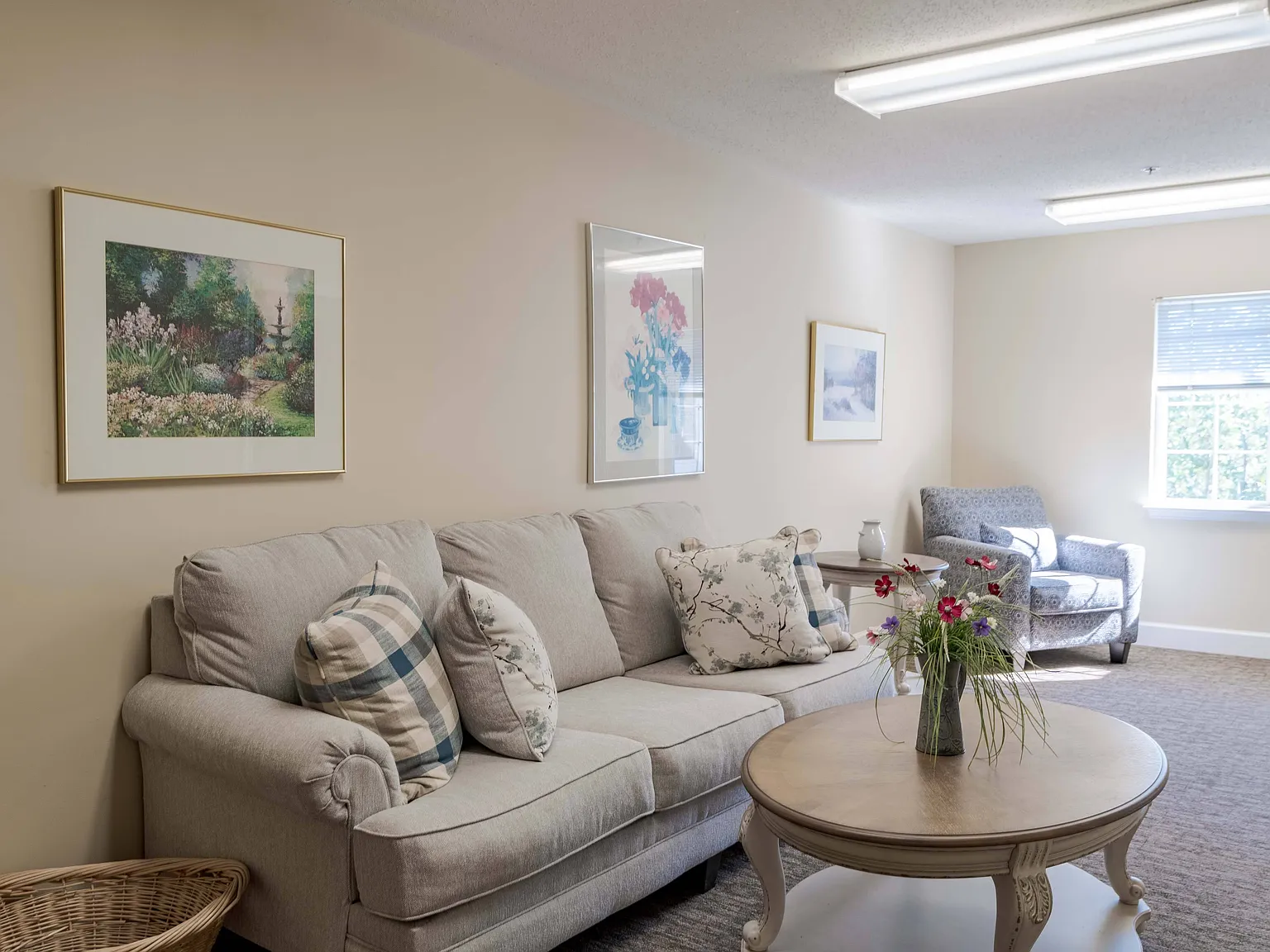 Kings Crest Seniors Apartments — Photo 2