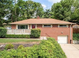 2386 Crestview Rd, Pittsburgh, PA 15216