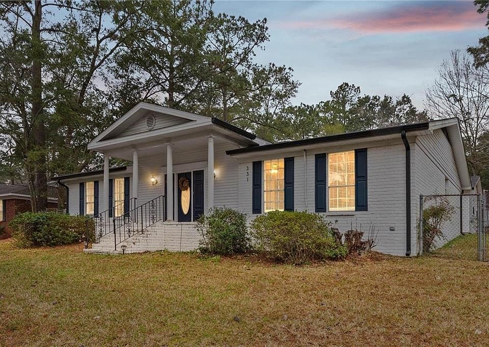 1st image of 331 Ridgewood Dr